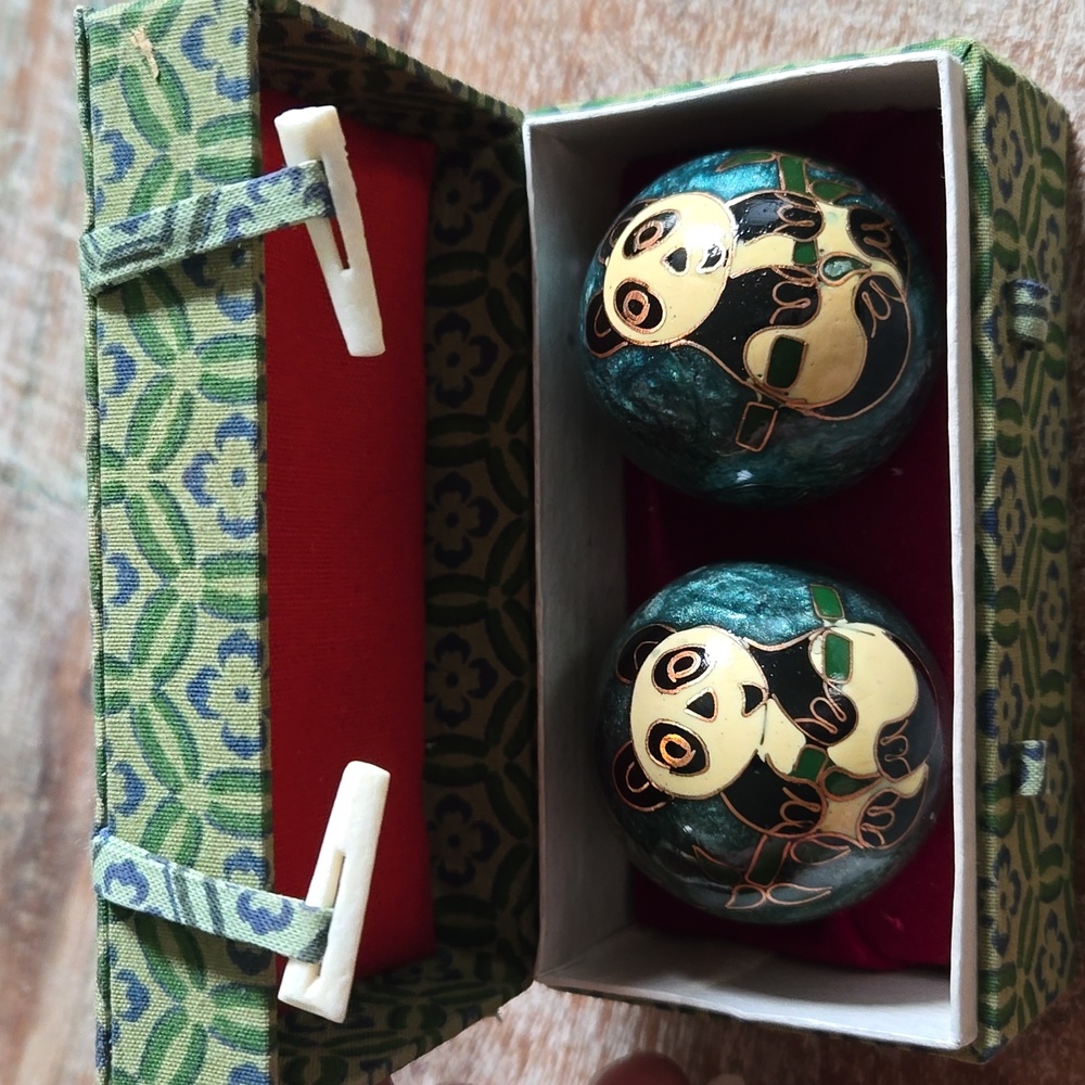 Vintage Cloisonne Panda Baoding Balls Chime Set in Padded Fabric Box (BIN 011)